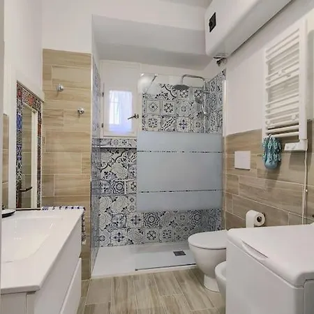 Salite Al Borgo Apartment *