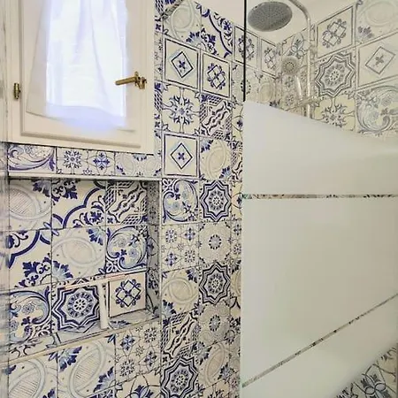 Salite Al Borgo Apartment *