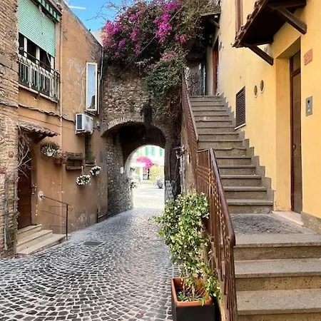 Salite Al Borgo *